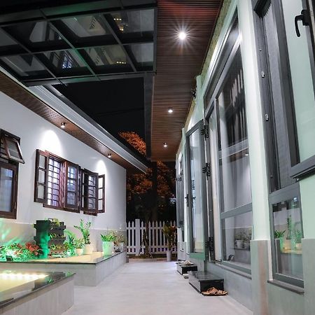 Chi Homestay #4 เว้ ภายนอก รูปภาพ