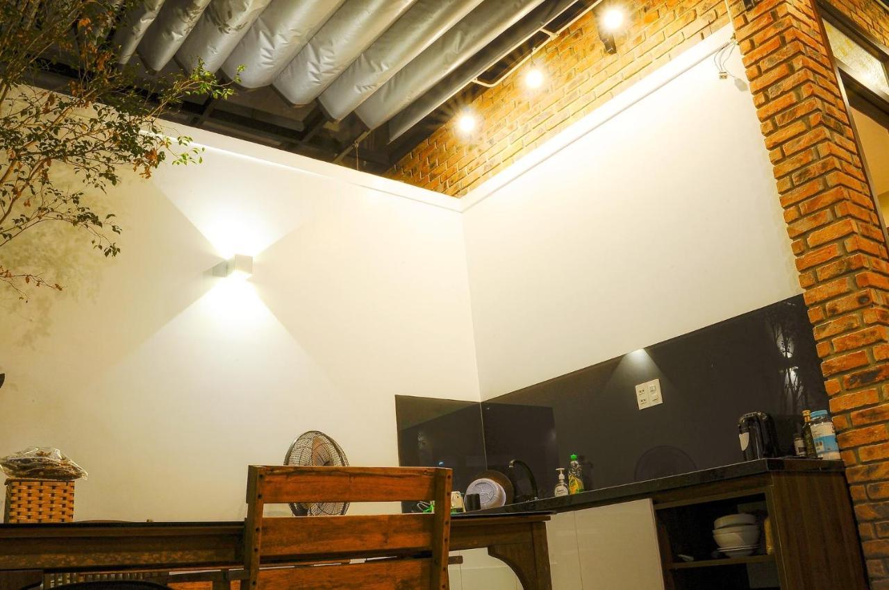 Chi Homestay #4 เว้ ภายนอก รูปภาพ
